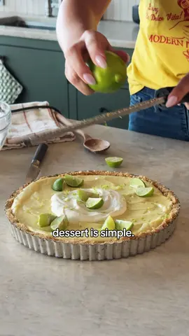 An Italian American spin on key lime pie: tart lime curd, mascarpone for balance, a no-bake cookie crust, and plenty of whipped cream. Recipe at the link in our bio and in Rossella Rago’s cookbook, Nonna’s Kitchen. #f52community