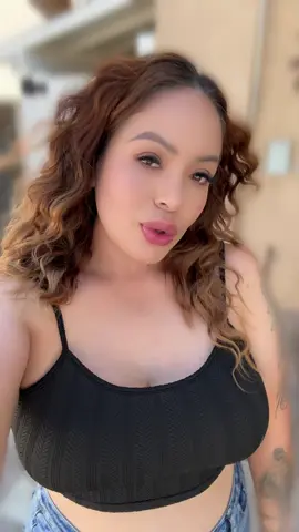 #fyp #contentcreator #tiktokpartner #fashion #plussizemodel 
