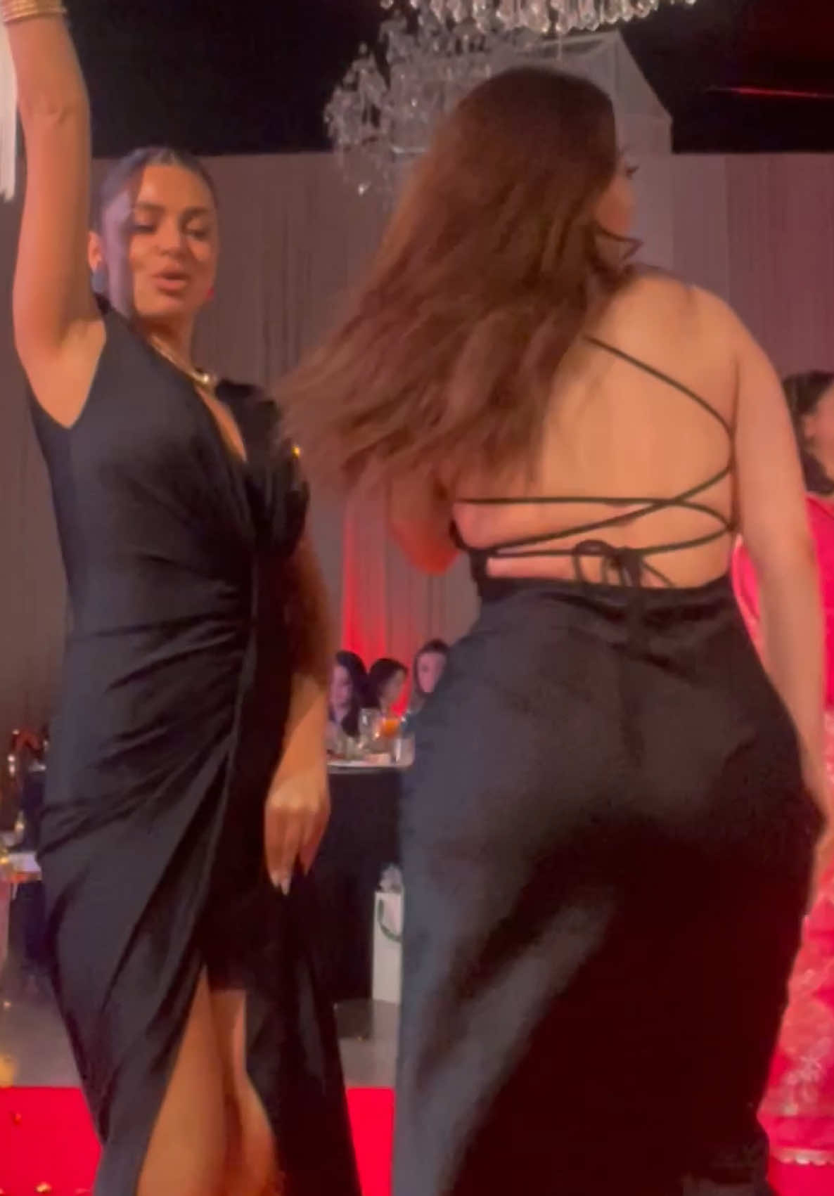 👇🏽👇🏽👇🏽