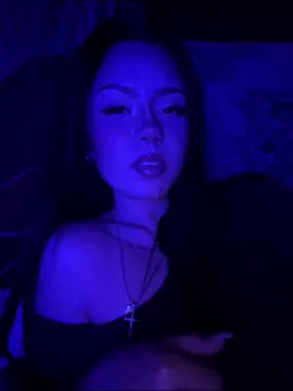i wanna hear that you love me  #fypシ #viral #wuhluhwuh #domfem🌈 #femmesoftiktok 
