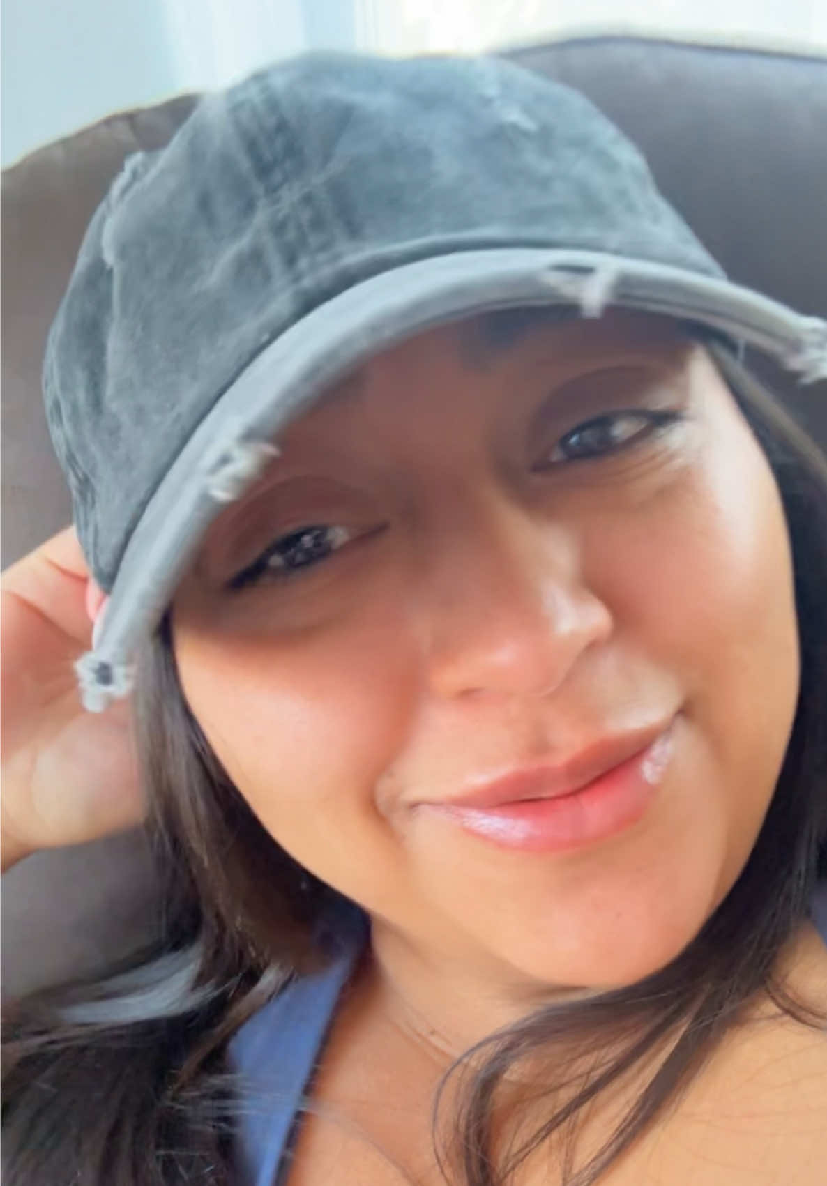 Chismecito  - Monday - morning walks , be nice to people… and stop breaking hearts life is hard as it is ( totally kidding about the bad things happening , find peace sir ✌🏼) #chisme  #relationships #relationshipstorytime 