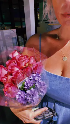 Buy the flowers Sis, you deserve them. 🩷  #selflove #behappy #bekind #flowers #fyp 