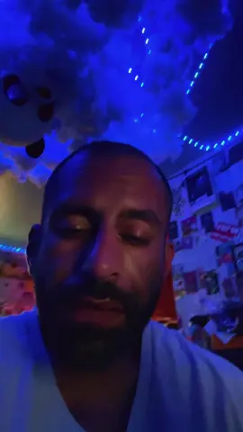 #catchmelive