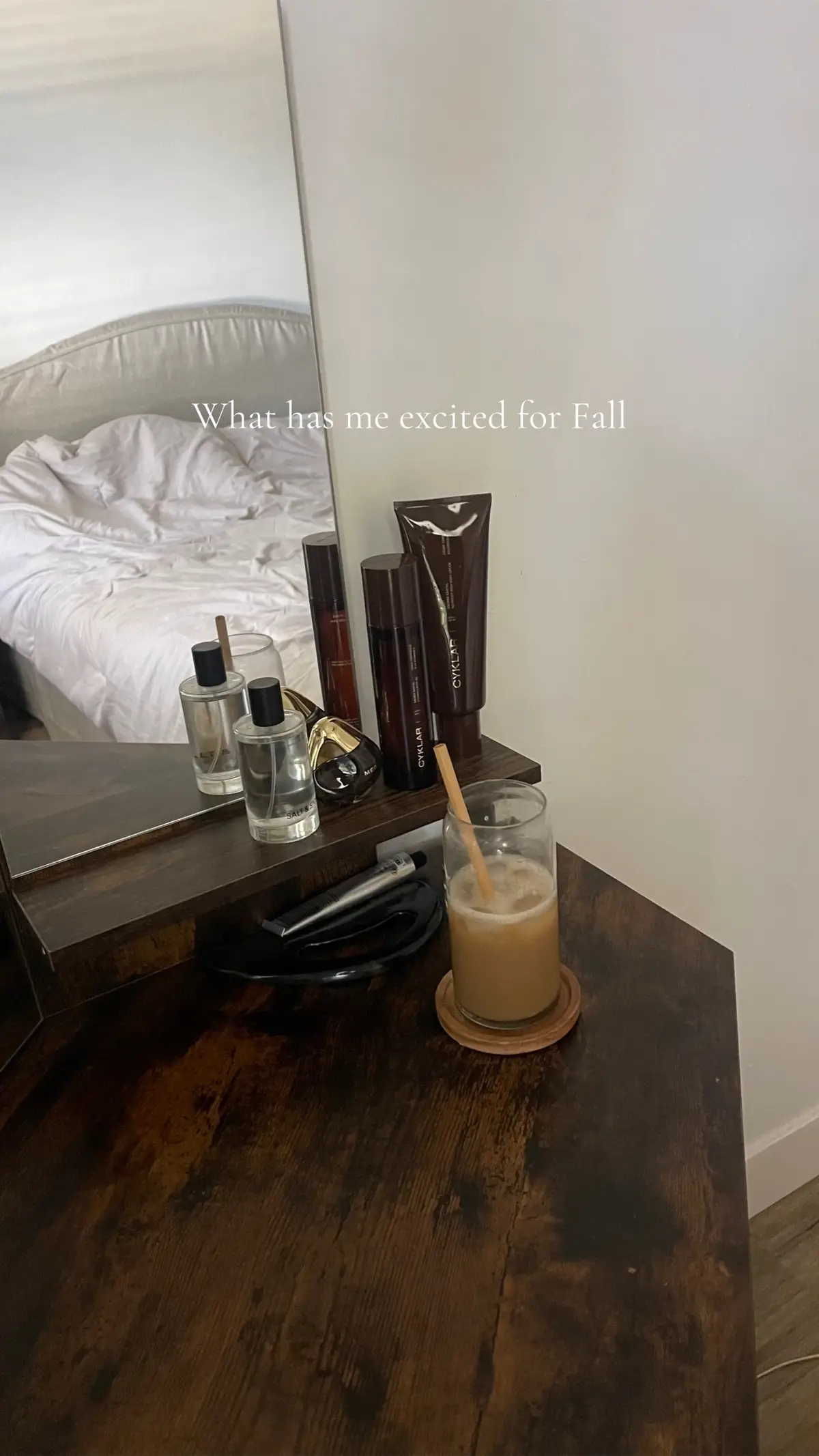 still enjoying my last summer outfits but looking forward to Fall #falloutfits #fallfashion #falltrends #fallaesthetic #chicoutfits 