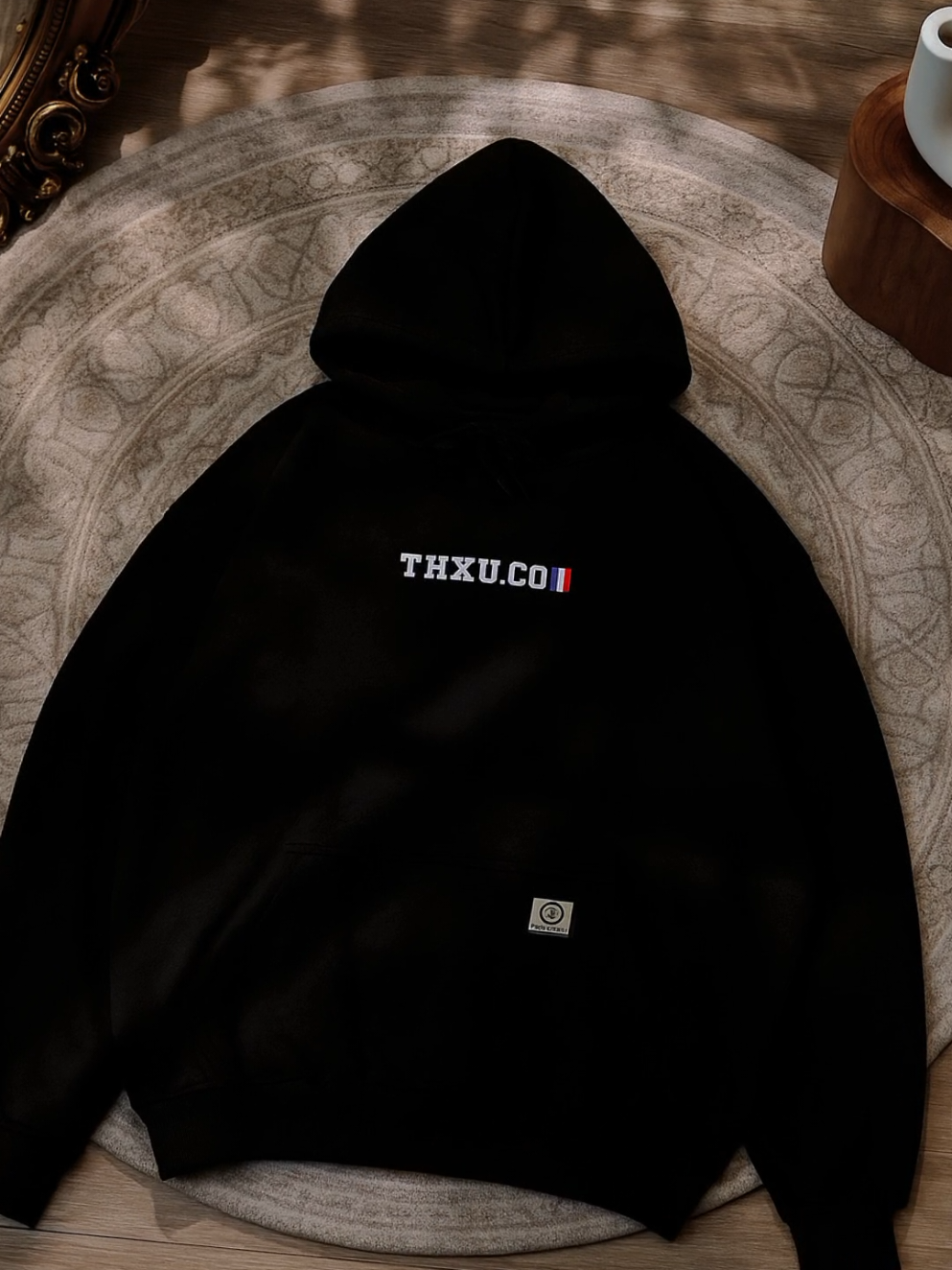 Rekomendasi hoodie keren buat nongkrong#ideoutfit #fyp #hoodiemurah 