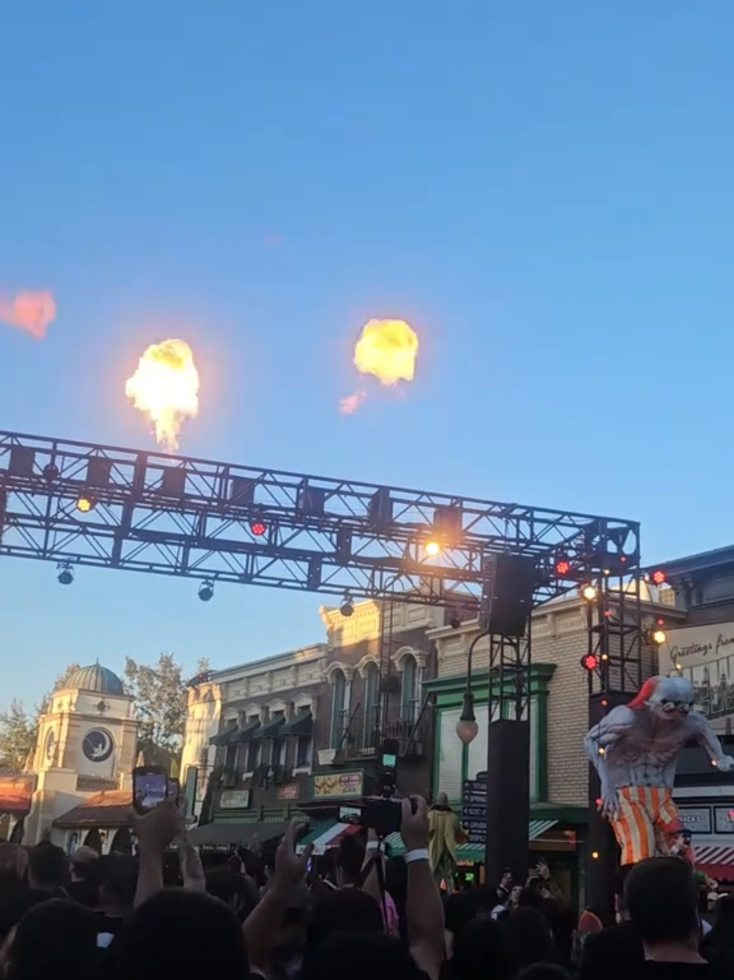 Halloween horror nights !! Let's Goooooo #Halloween #Halloweenhorrornights #universalstudios #fypシ゚ #sandiego 