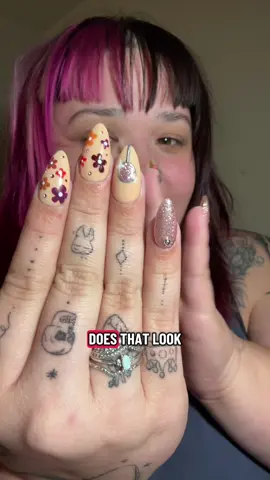 @Junkr Club I can’t wait for Sunday! #discogarden #diynails 