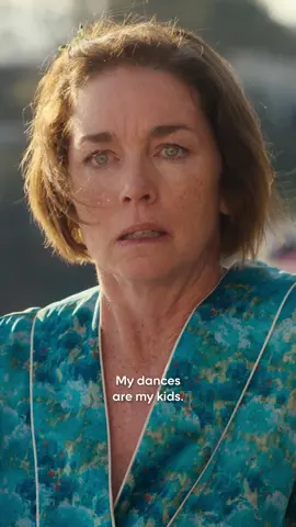 Julianne Nicholson marathon, anyone? #JulianneNicholson #Hacks #MareofEasttown #JanetPlanet