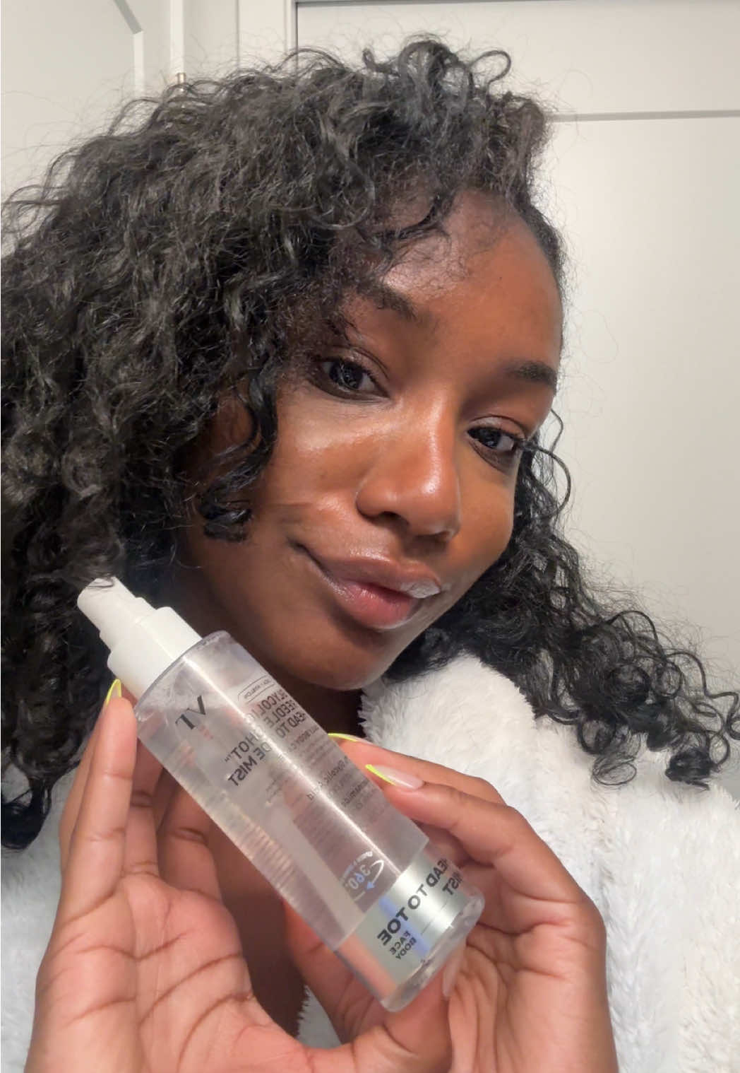 skin & body care all in one? yes PLEASE #VTCosmetics #Glycolicacid #Exfoliatingmist #Headtotoemist #Amazonfinds @4AM Marketing – Saebyeok Naesi @VT Cosmetics US 