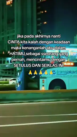 aku tidak pernah kesepian karna byanganmu selalu menemaniku di saat aku sendiri#fyppppppppppppppppppppppp 