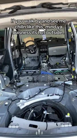 Customers car get fully detailed after this, no scractches or stains were invloved 🧽 #fypシ #Summer #mechanic #foryou 