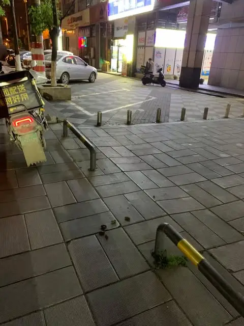 bbnorah found shi on the street repost flashback photo #bbnorah #fypage 