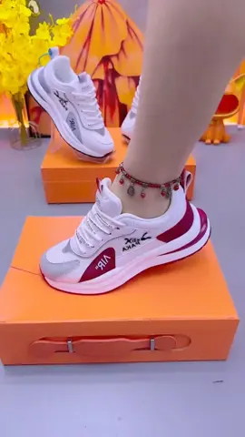 sepatu olahraga wanita #sepatuwanita #sepatuolahragawanita 