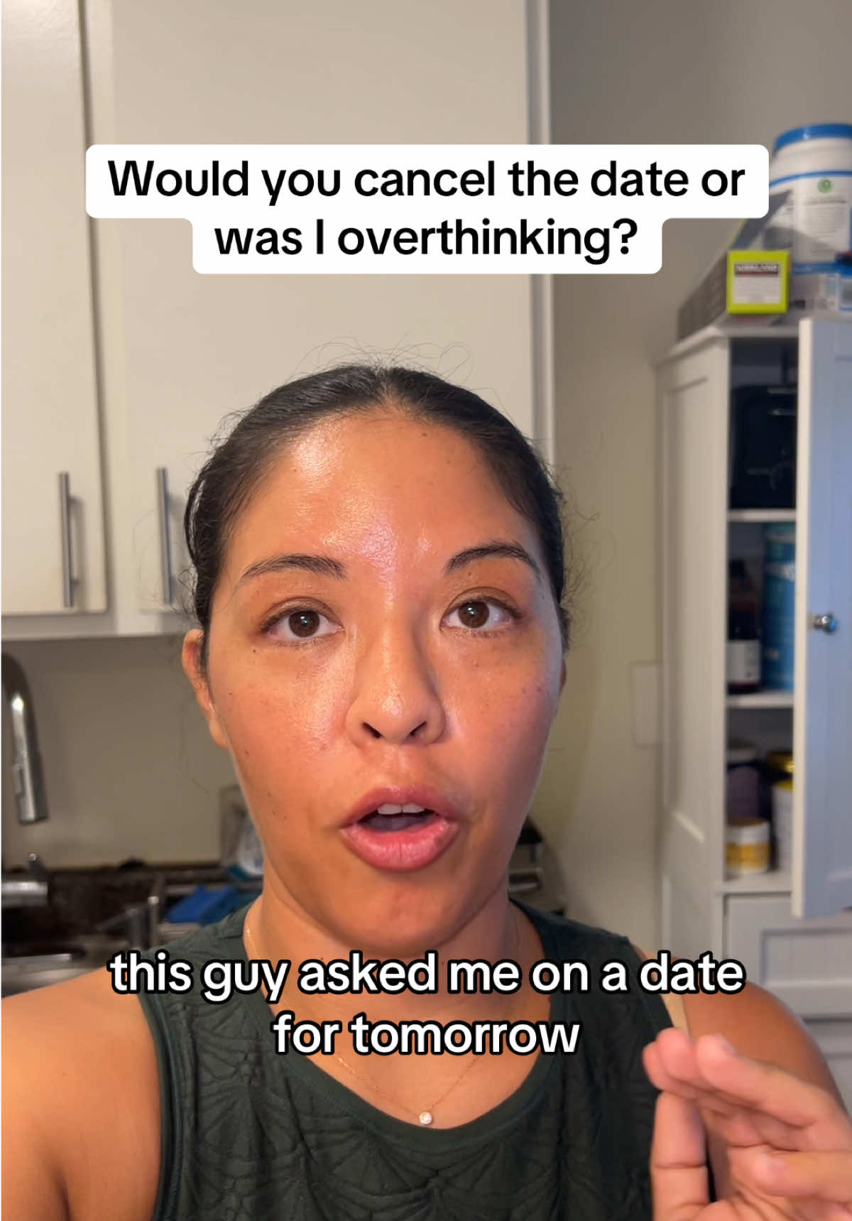 I’m obviously not a priority and that’s ok early on but it shouldn’t be this complicated before even going on a date #thankyounext #dating #datingadvice #datinglife #datingstory 