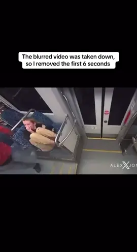 Say her name #IrynaZarutska - 23yrs old Ukrainian refugee who recently arrived in the USA after escaping war in Russia, was on the train returning home from work when she was brutally k3lled on the train by Decarlos Brown Jr. This happened on August 22nd 2025. My sincere condolences to her family. Rest in peace Iryna 