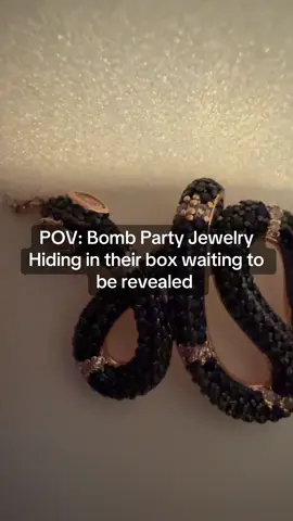 Them Diamonds and Unicorns just SITTING there hidden away 😂 #jewelry #surprise #untamed #necklaces #bombparty 
