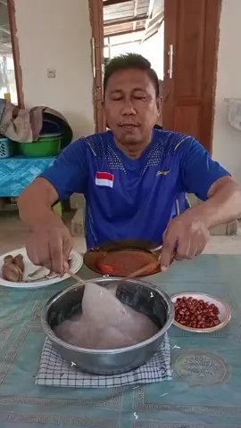 Apapun minumannya, makanannya tetap dui😄 #modui #MiaMori 