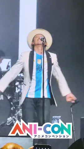 🇦🇷 ALI en la Ani-Con Argentina El 6 y 7 de septiembre en Costa Salguero la banda japonesa ALI nos brindó un show lleno de Flow inigualable~ Interpretes de un estilo musical de hip hop y jazz nos hicieron pasar un grato momento!! Les dejo una de sus canciones más anímeras  de Jujutsu Kaisen - Lost in Paradise 💋 #ali #concierto #anicon #jujutsukaisen 