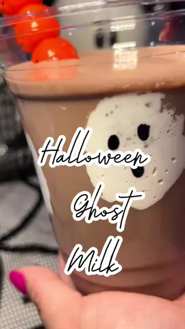 Cute Halloween drink for the kiddos! #halloween #moms #momideas #fyp #fypシ 