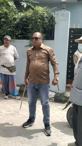 tesko budi 1 mahina k re Buda le 🤣🤣🤣🤣