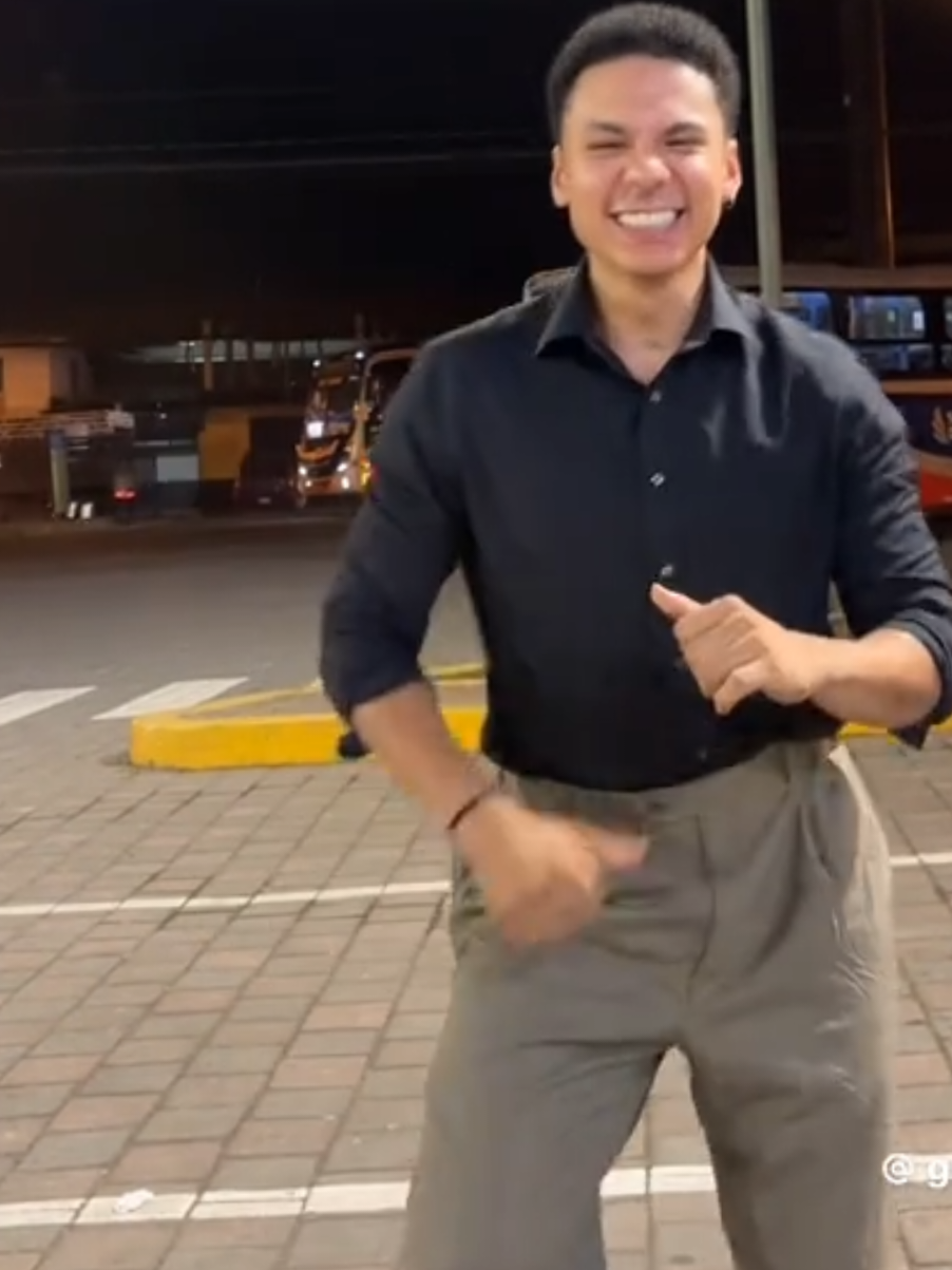 Fue lo primero que se me vino a la mente  @Yalmar JAJAJA 
