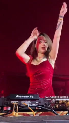 #xuhuong #gaixinhtiktok #nhachaymoingay #gaixinh 