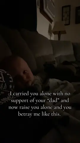 You can tell he misses him. But where’s the “mama” 😂 #fyppppppppppppppppppppppp #mamasboy #myboy 