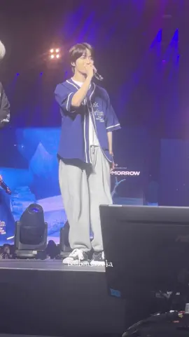 Omg beomgyuu,,ball throwing scene🤩⚾️ #beomgyu #txt #txt_official_bighit #txt4thgenleader 