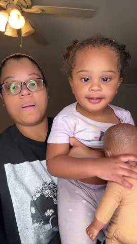 Momiana!!🤪#motherhood #momlife #momtok #MomsofTikTok #toddler 