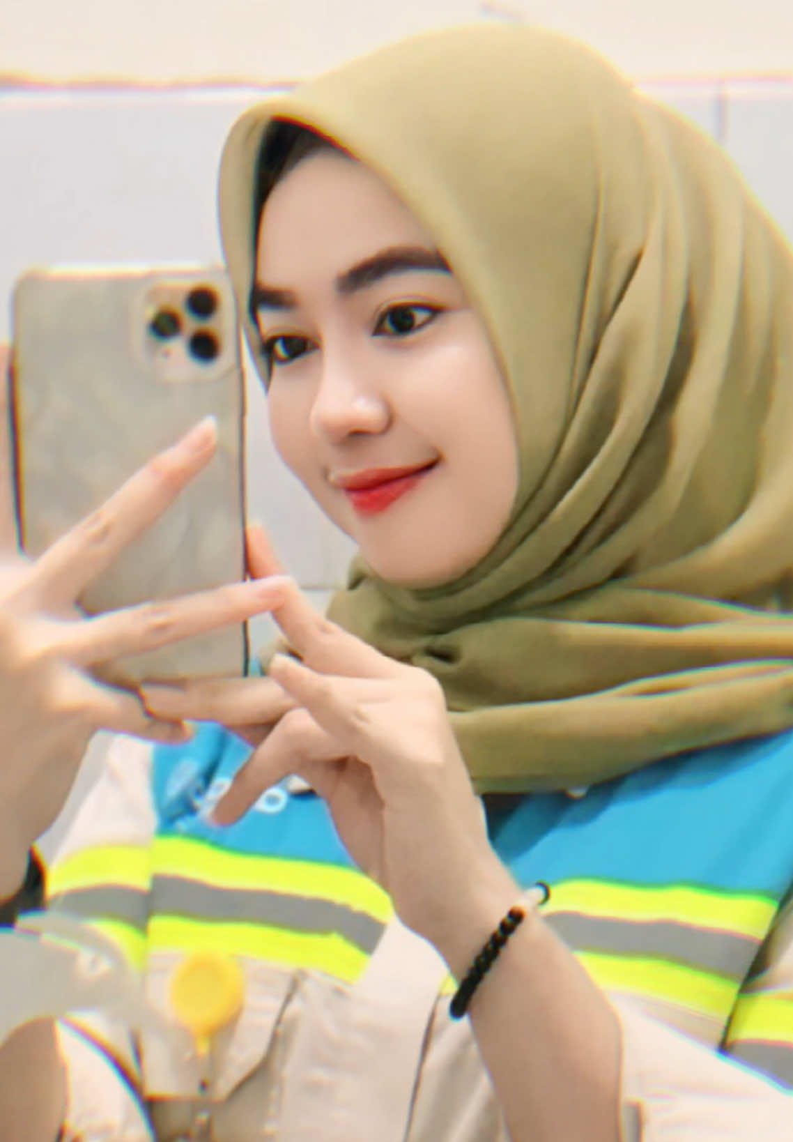 👷🏻‍♀️
