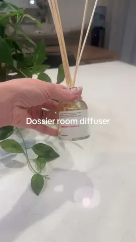 Ok but all of dossiers best selling scents are now available in room diffusers. #dossier #roomdiffuser #fallscents #tiktokshopcreatorpicks #tiktokshopnewarrivals 