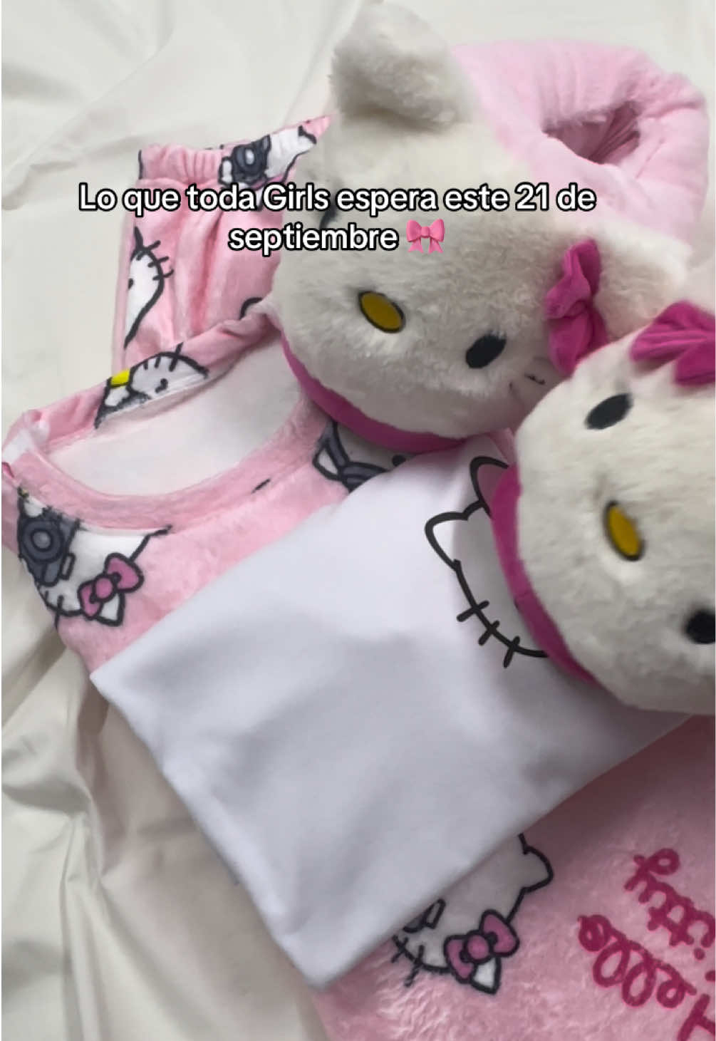 Que me sorprenda así este 21 de septiembre, es todo lo que quiero .  Pedidos :916372752 / 922035835 . Envió todos los Días.  #hellokitty #21deseptiembre #LIVEIncentiveProgram #LIVEStory #PaidPartnership 