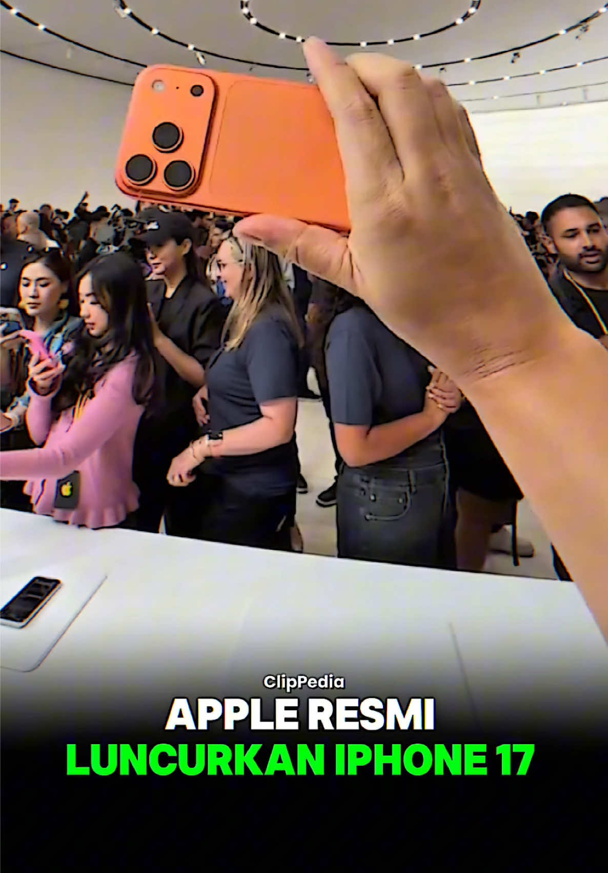Makin keren aja😭🔥 #iphone17 #cryptowave #gabrielrey 