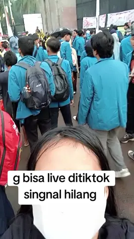 #tetapsemangat demi rakyat Indonesia 🇮🇩#gedung MPR RI 
