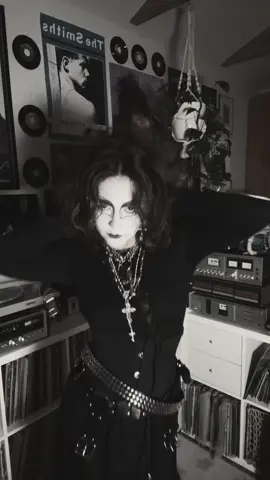 bite  #goth #tradgoth #1980s #fyp