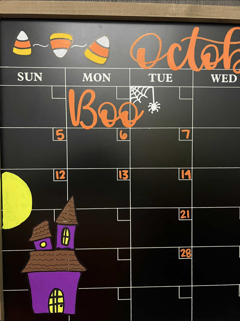 Draw a haunted house on my October chalk calendar using my @GOTIDEAL STORE 10mm chalk markers for extra coverage! #october #planner #calendar #chalkboard #chalktok  