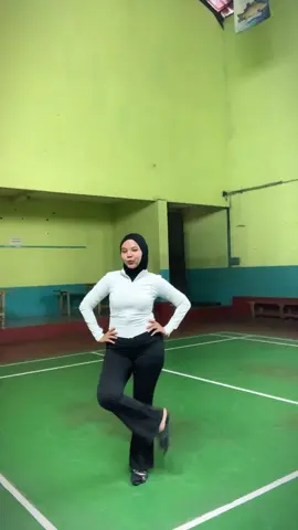 afterr 🏸