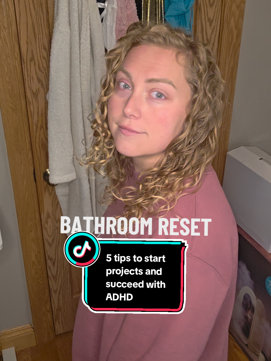 Every reset is easier when you set yourself up with the right tools 🧽✨ In this bathroom reset, I’m sharing 5 of my favorite tips that help me stay on track from the very beginning, like keeping baskets at the door, focusing on small zones, and even using my desk for sorting. Little systems = big results. #OrganizingTips #ProfessionalOrganizing #HomeReset #DeclutterTools #BathroomOrganization