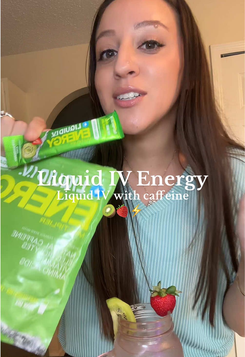 Delicious new liquid iv flavor 🍓🥝 @Liquid I.V.  #liquidiv #liquidivnewarrivals #ditchtheglitch 