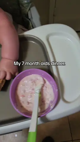 There's a lot there because she drops a lot of food trying to feed herself. give me meal ideas!🙏#babiesoftiktok #food #ideas #newmom #fyp 