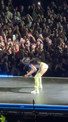 Necesito ver ese video que grabó con el celu de un fan!!! #katyperry #katyperryargentina #argentina #thelifetimestourkatyperry 