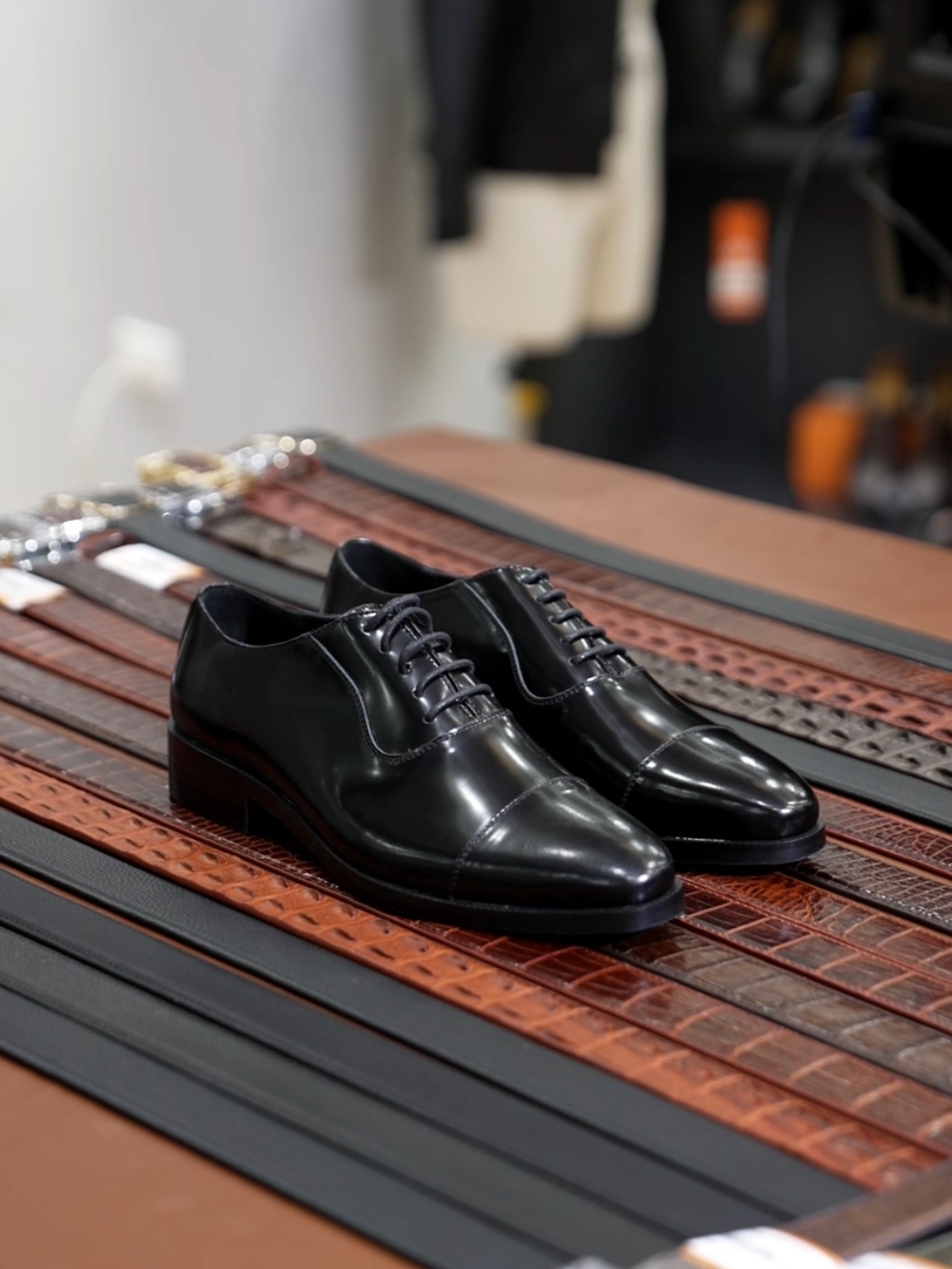 Giày da bò chà bóng nam cao cấp FTT Leather #fttleather #giaydathat #giaydanam #giaydacaocap #giaycongsonam