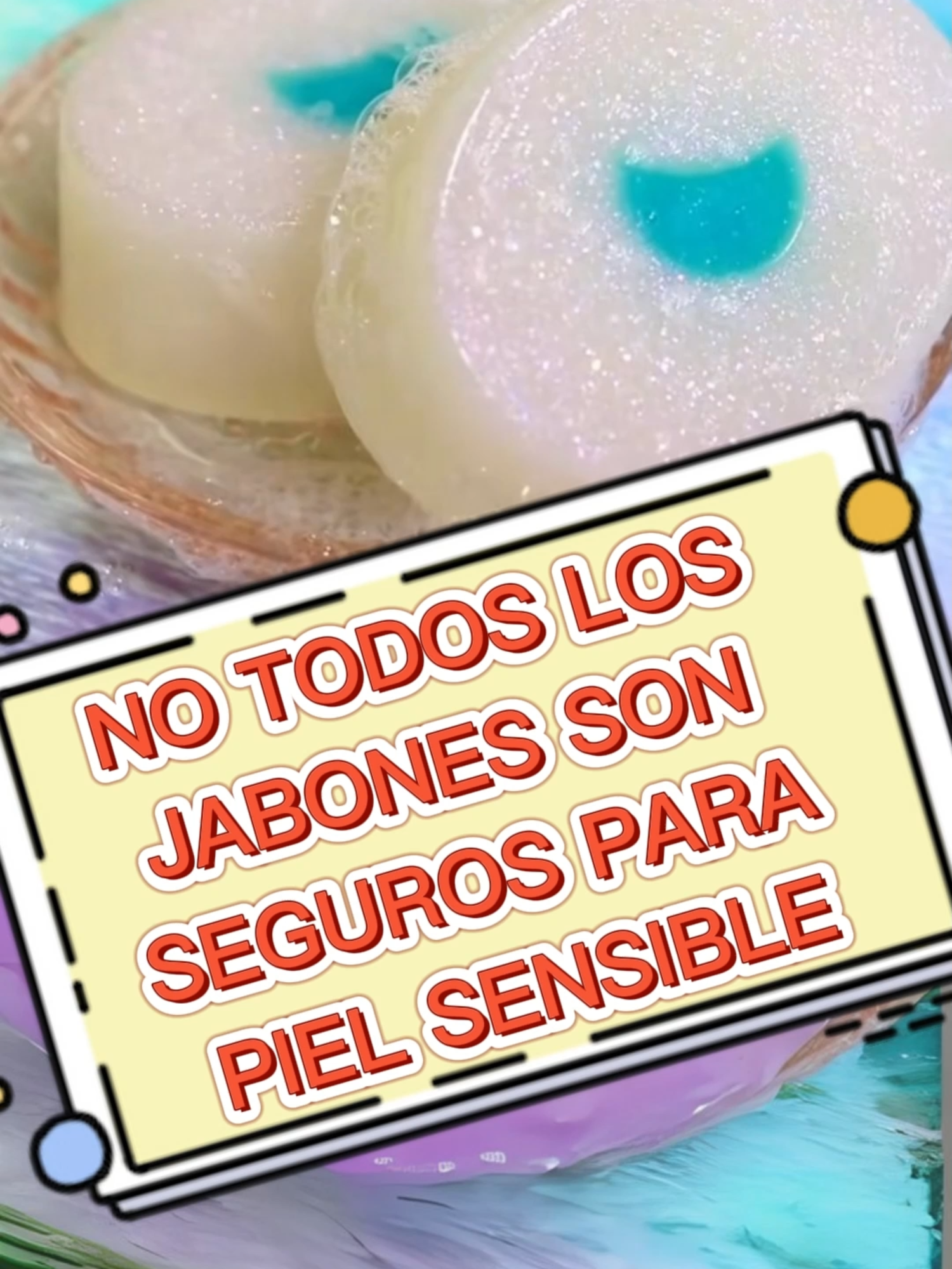 🌿 La piel sensible necesita cuidados especiales, y no todos los jabones cumplen lo que prometen. Aprender a prepararlos en casa con ingredientes suaves es la mejor forma de proteger a quienes más quieres. ✨ 👉 ¿Qué tipo de piel te gustaría cuidar mejor? Cuéntalo en comentarios y síguenos para más ideas. #jabonesartesanales #jabonesnaturales #soapmaking #emprendeconjabones #hechoamano #velasartesanales #candlemaking #jabonesorganicos #jaboneshechosamano #artesaníaconamor  #cursodejabonesartesanales