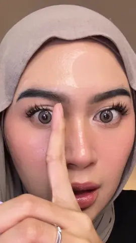 Oily skin wajib coba bedak ini! Fixx makeup bakalan tahan lama & flawless seharian🤩✨ #invisiblepowder #dazzleme #betterthanfilter #BTFInvisiblePowder #DazzleMelnvisiblePowder 