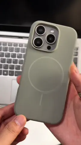 Ốp silicon chống bẩn ạ #tonycase96 #oplungchongsoc #oplungiphone #oplungsilicon #oplungmagsafe 