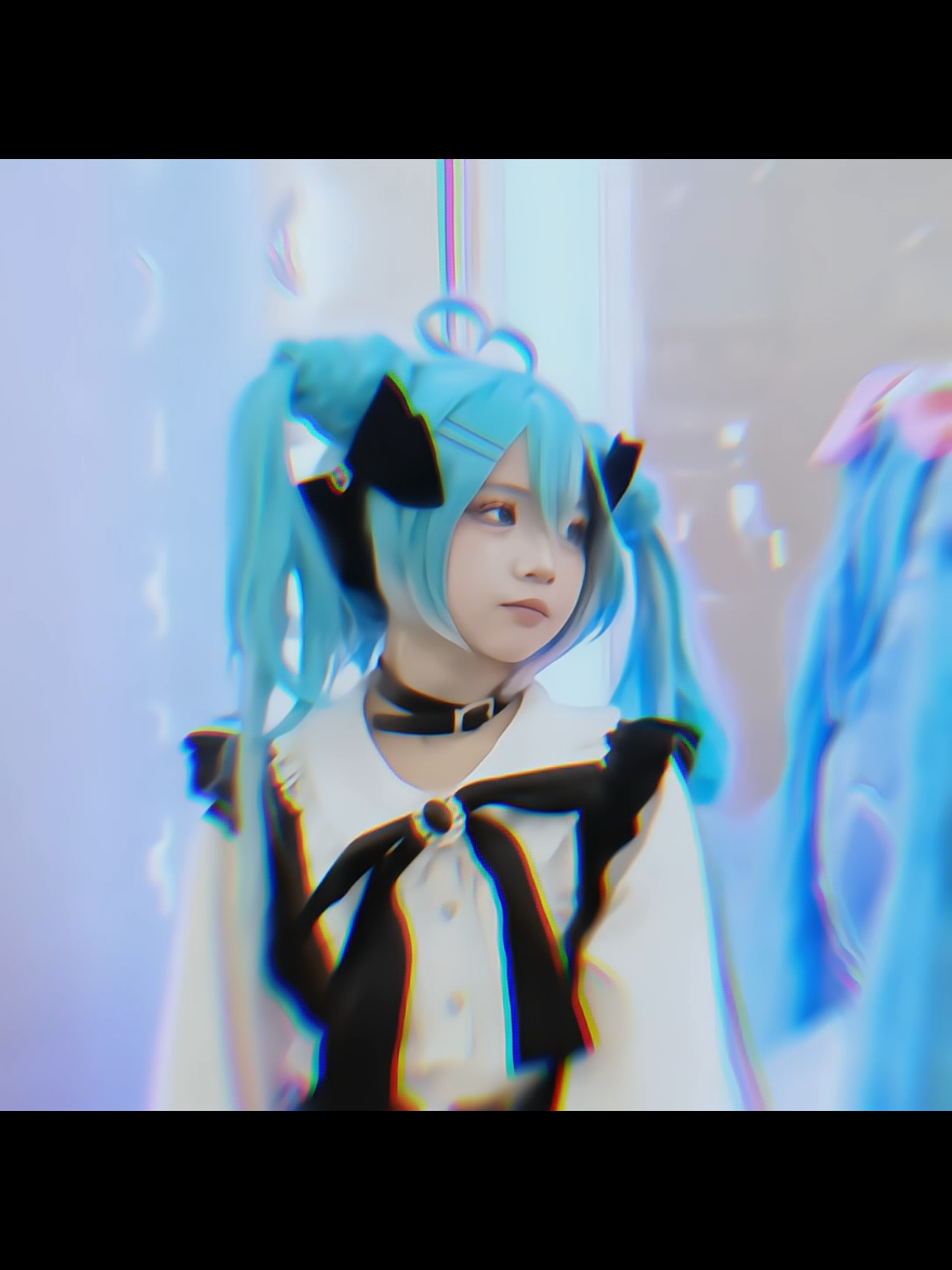 plot twist @baby_annie1807  #fyp #tiktok #cosplay #lyrics #creatorsearchinsights 