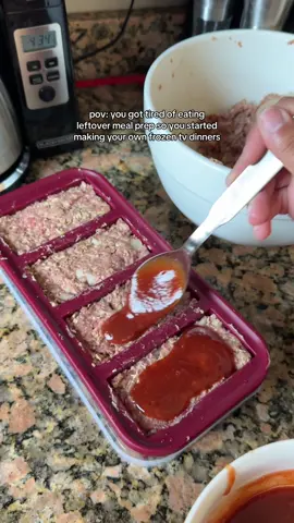 I’m never going back to traditional meal prep ever againnnnn not when frezer meal prep is this good. 🤤 #KitchenHacks #freezermeals #freezermealprep #mealprep #mealprepideas 