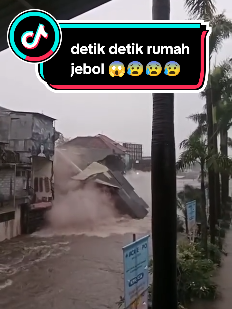 #sungaimeluap #balibanjir #banjir #detikdetik #rumahjebol 😱😱😱