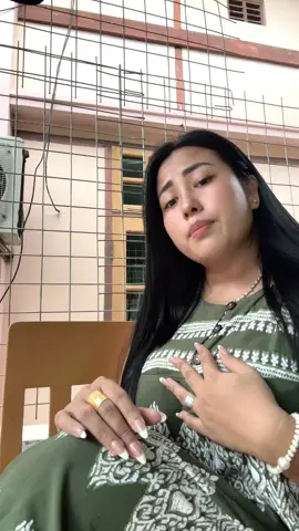 ကစားကွင်းကဟိုဘက်မှာ🤣🤣🤣