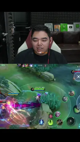 R7 menilai gameplay rrq di MPL ID S16 belum sepenuhnya solid. ia menyebut tim masih ingin ke spotlight. selain itu, R7 juga menyinggung soal mekanik dan kurangnya kekeluargaan di dalam tim.  gimana pendapat kalian?  #r7tatsumaki #rrqhoshi #NEXTJagoanMabar #MLBBNEXT2025 #MLBB 